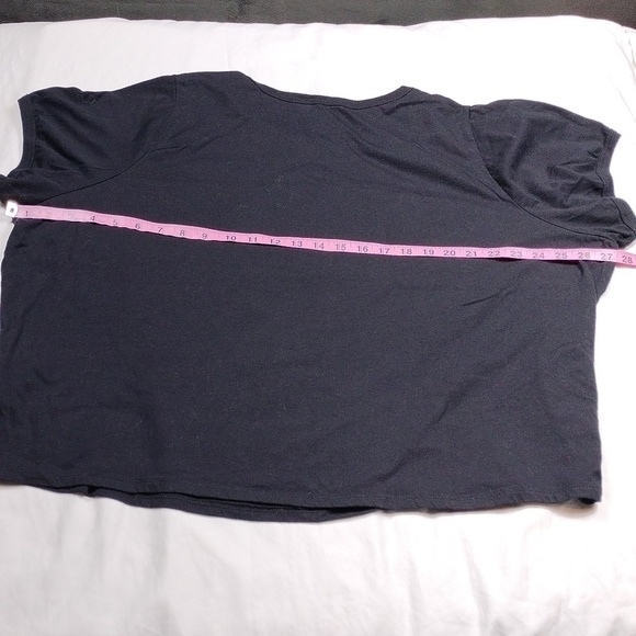 The vinyl icons women's shirt size 5X - Picture 8 of 8